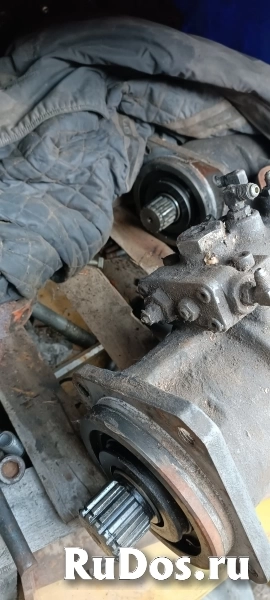 Основной гидронасос Hitachi 9065880 изображение 3