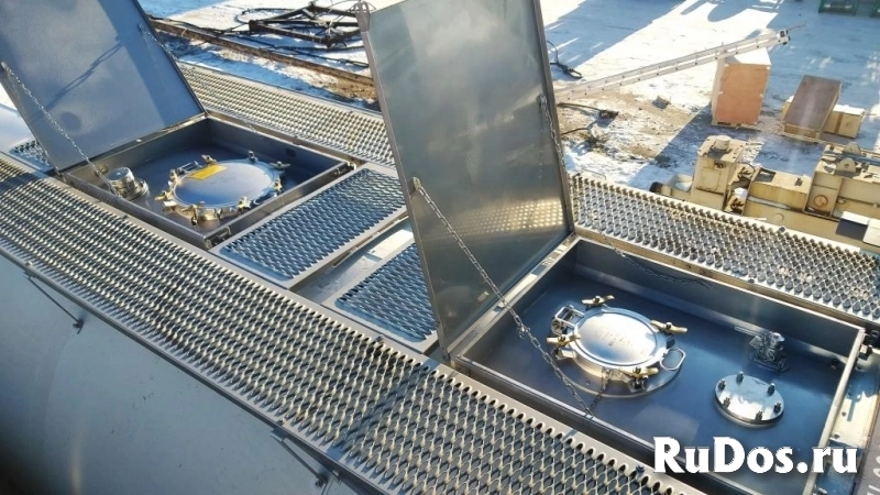 Танк-контейнер модель Т11 SWAP объём 31м3 для наливных грузов, с утеплителем и пароподогревом. изображение 6