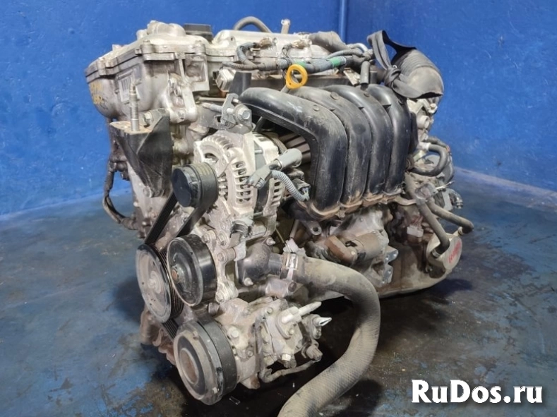 Двигатель Toyota Corolla 2ZR 2ZRFE 1.8 литра фотка