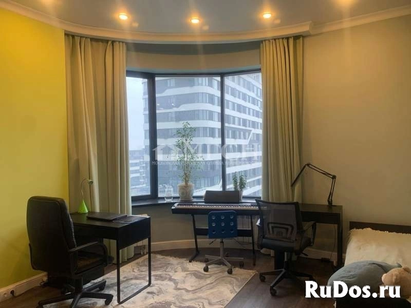 Продам 2 комнатную квартиру 71.1 м2 изображение 5