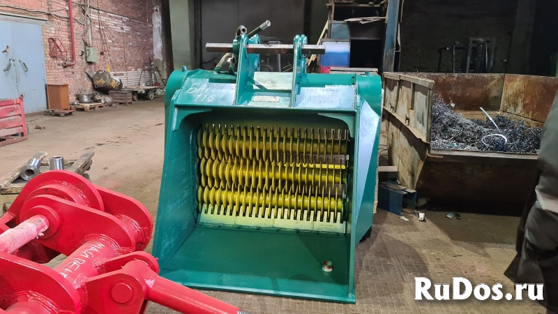 Под мягкие и рыхлые материалы просеивающий ковш фото