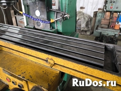 Станок вертикальный консольно-фрезерный 6Р12 продам. изображение 5