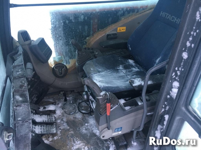 Кабина экскаватора Хитачи 450-3 изображение 4