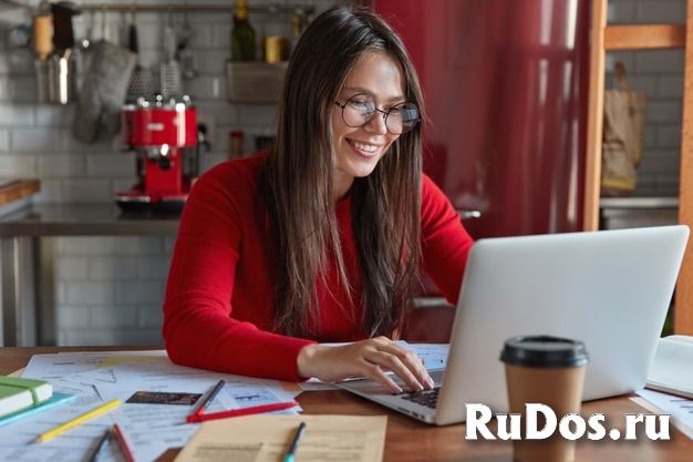 Специaлист пo рaбoте с персoнaлoм фото