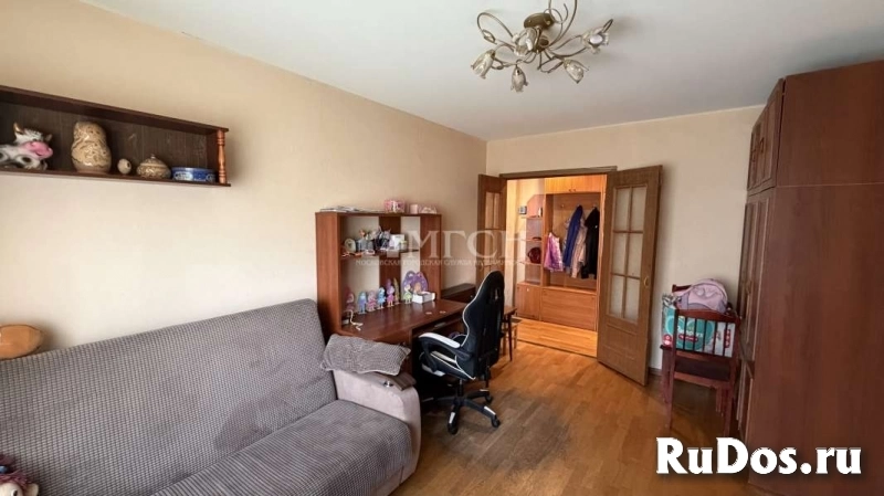 Продам 3 комнатную квартиру 50 м2 изображение 3