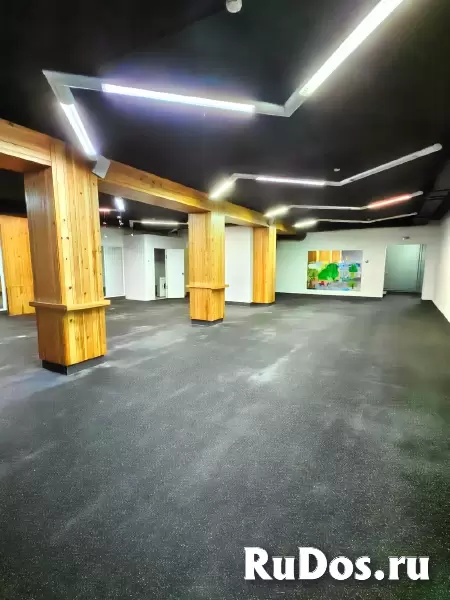 Склад + шоурум + офис В городе 250 м² фотка