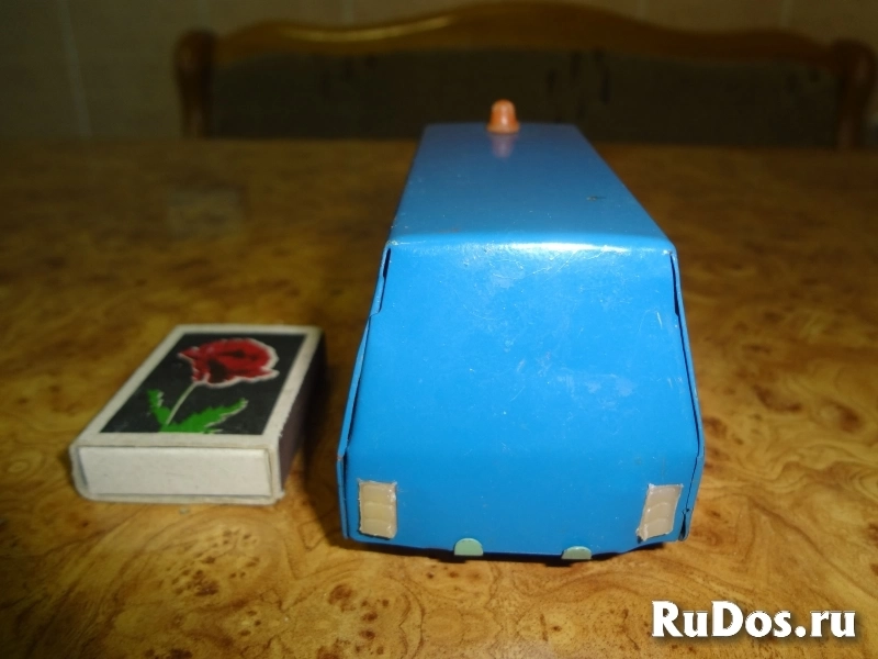 Машинка-такси жестяная советская изображение 4