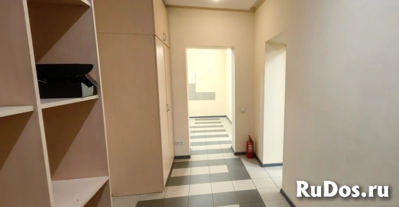 Офис в самом центре города 189 м² 1 линия изображение 8