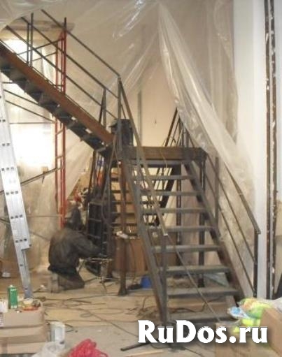 Пожарная лестница маршевая эвакуационная изображение 3