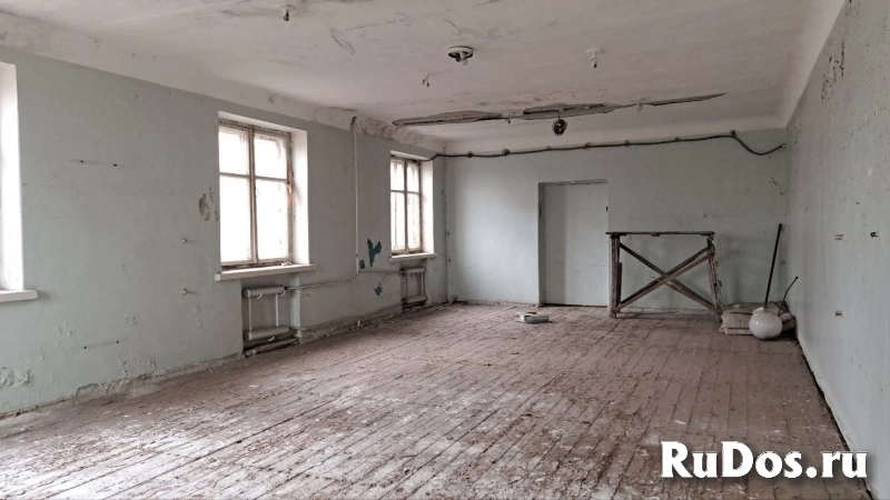 Спорткомплекс 1100 м.кв,Зугрес фотка