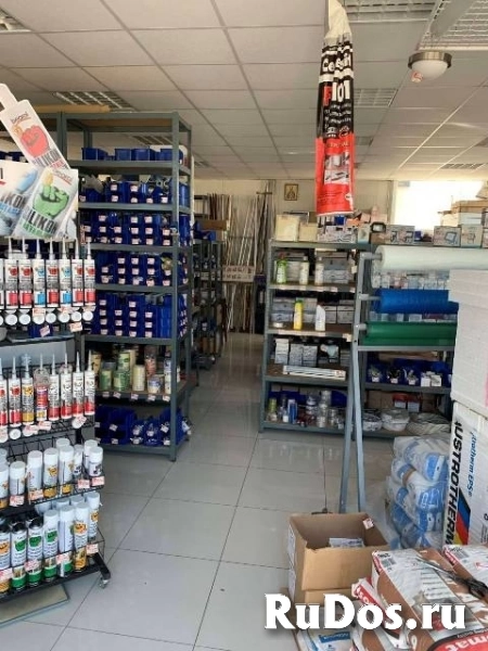 Коммерческое здание и дом изображение 3