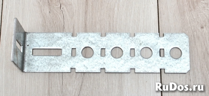 Металлические уголки, кронштейны изображение 10