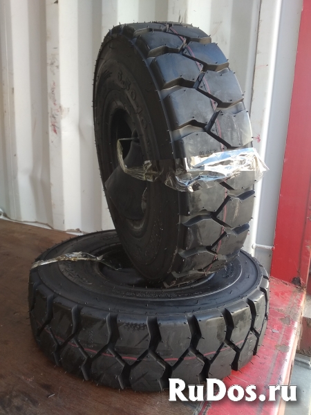 Шины, камеры, диски для погрузчиков со склада. фотка