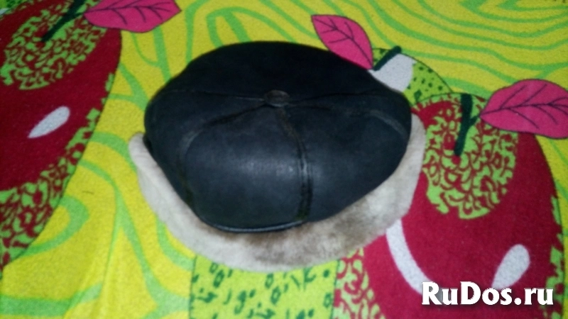 Зимняя мужская кепка состояние хорошее фотка