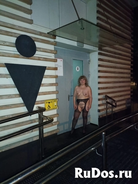 ЖИВОЙ ОБЩЕСТВЕННЫЙ ТУАЛЕТ ДЛЯ ОБСЛУЖИВАНИЯ КОПРО ОРГИЙ изображение 3