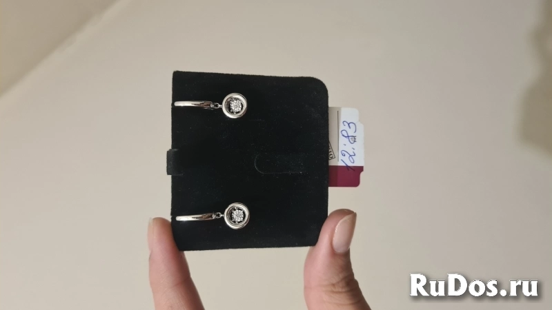Продам серьги в белом цвете золота с природными бриллиантами фотка