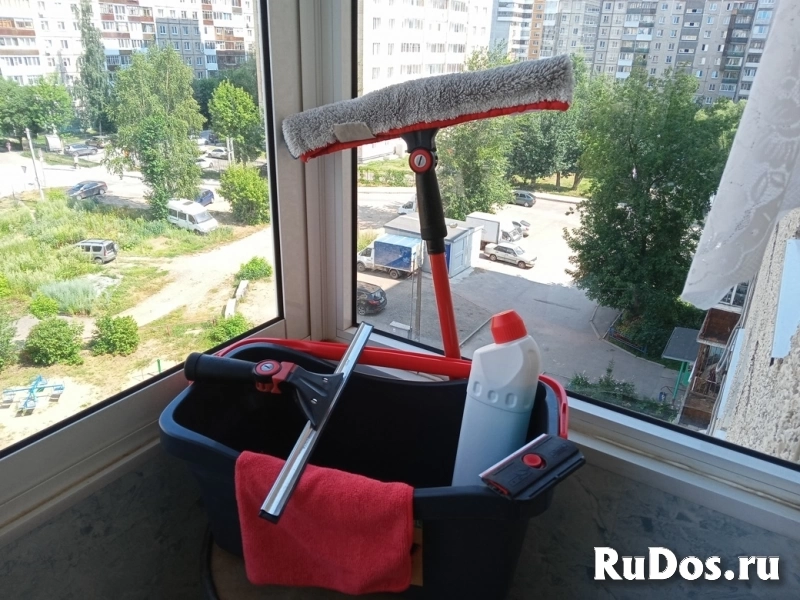 Мытьё окон фотка