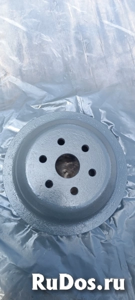 Шкив помпы водяного насоса 1136412211 фотка