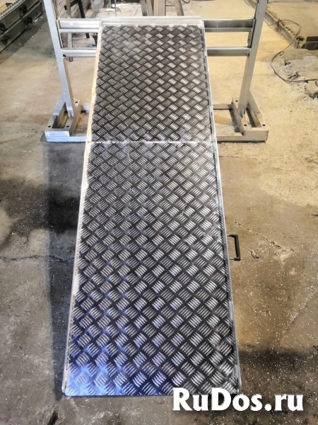 Погрузочный мост 3000 мм складной изображение 3