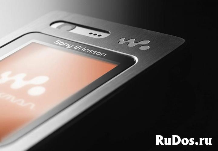 Новый Sony Ericsson Walkman W880i (оригинал) изображение 7