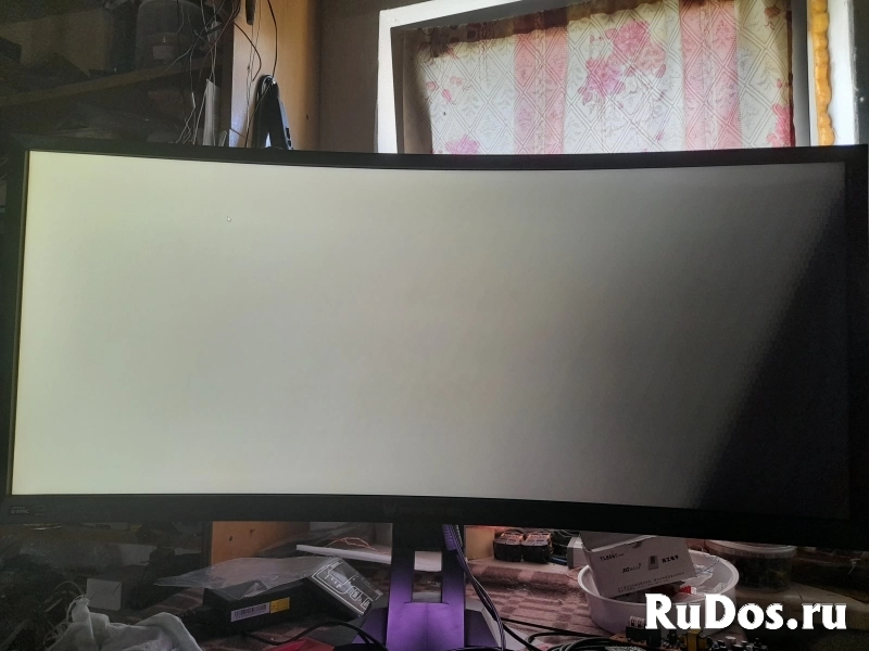 Огромный Acer Predator Z35 изображение 3