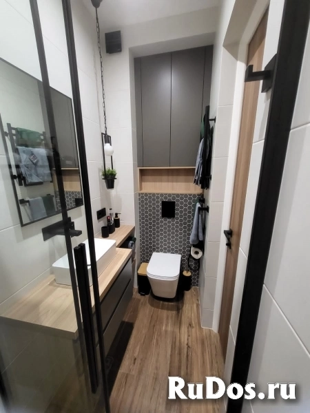 Дуплекс с дизайнерским ремонтом изображение 11