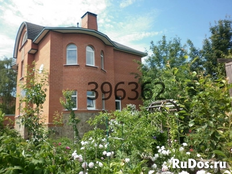 Продам коттедж по ул.Маршала Крылова фото