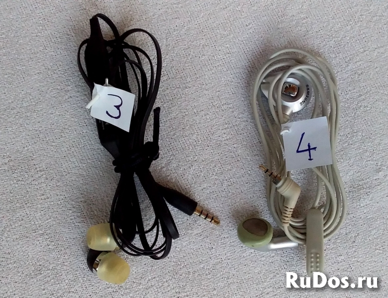 Наушники вставные проводные: стерео и  моно фотка