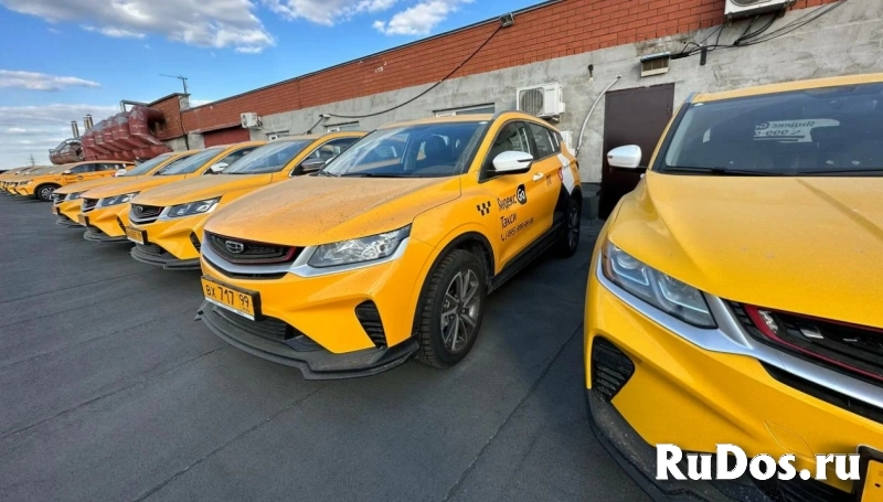 Новые авто в аренду для работы в такси в Москве и МО изображение 6