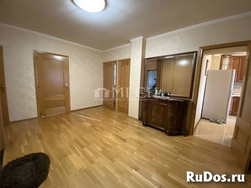 Продам 4 комнатную квартиру 113.3 м2 изображение 4