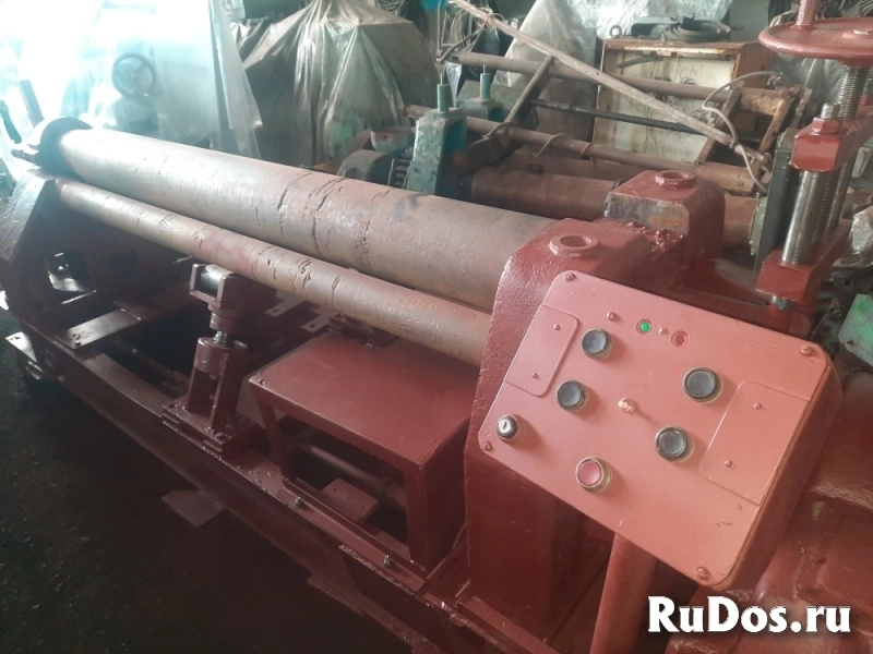 Машина листогибочная 3-х валковая И2220 (вальцы 10 х 2000мм) фотка