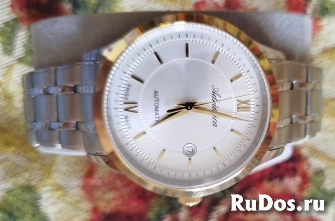 Швейцарские механические наручные часы Adriatica A8276.2163A. Новые. фотка