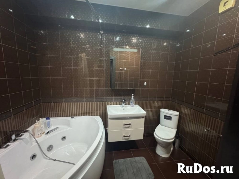 Сдам 2 комнатную квартиру 70 м2 изображение 7