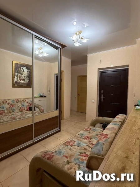 Трехкомнатная квартира изображение 8