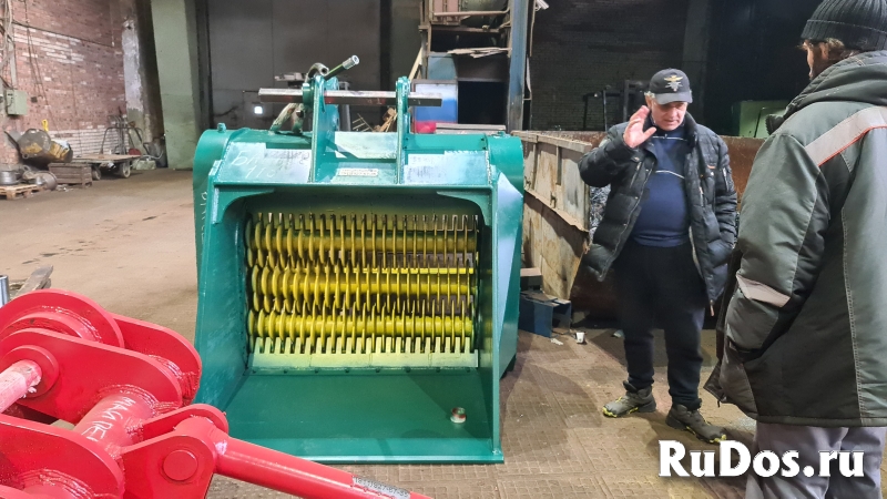 Устройства гидравлические - просеивающие ковши фото