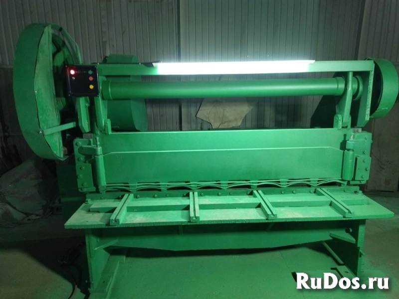 Ножницы кривошипные гильотинные НГ474 рубит 4х2000мм продам изображение 4
