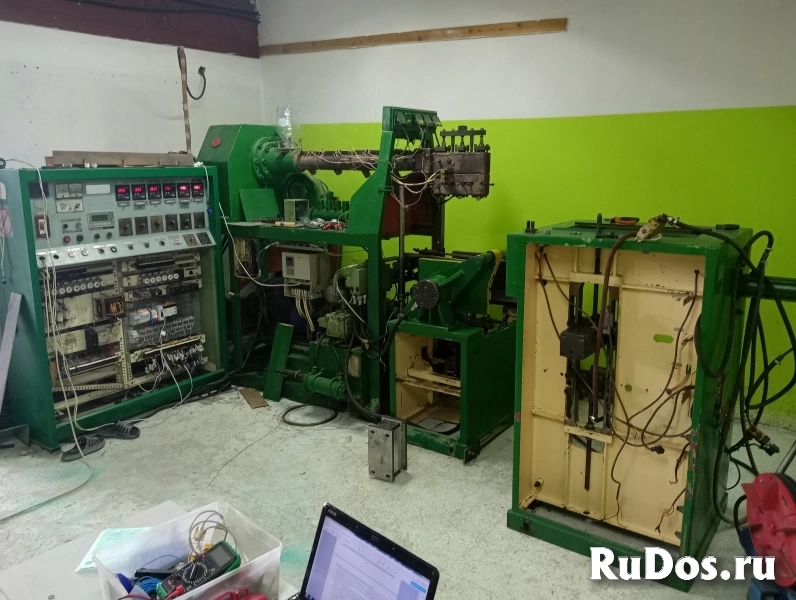 Ремонт выдувных машин Ходос (Чехословакия) фотка