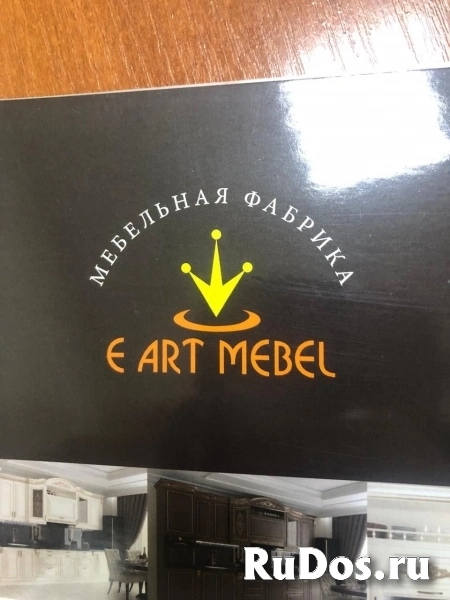 Менеджер по продажам мебели фото