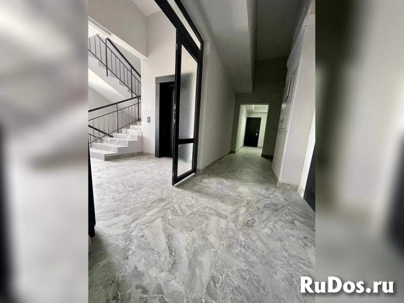 Продам 2 комнатную квартиру 63.8 м2 изображение 6