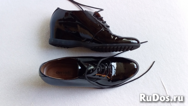 туфли женские, чёрные, кожа, лакированные, бу в отл.состоянии фото