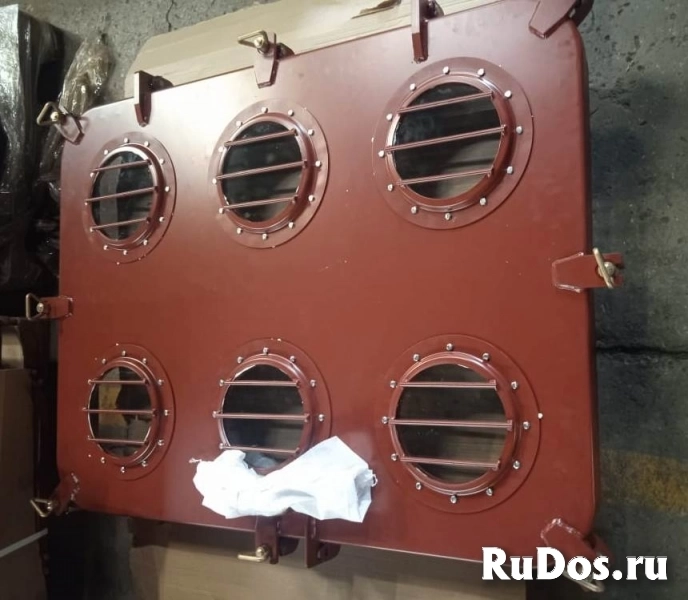 Крышка светового люка барашковыми задрайками 900х1200 изображение 4