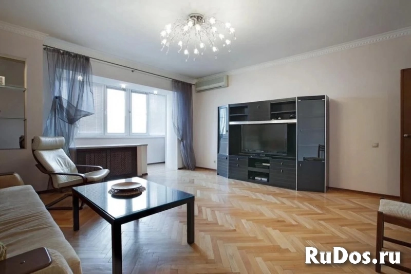 Продам 2 комнатную квартиру 70.2 м2 фотка