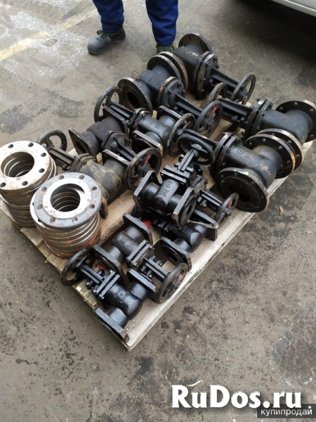 Куплю задвижка черная и синая чугунная фотка