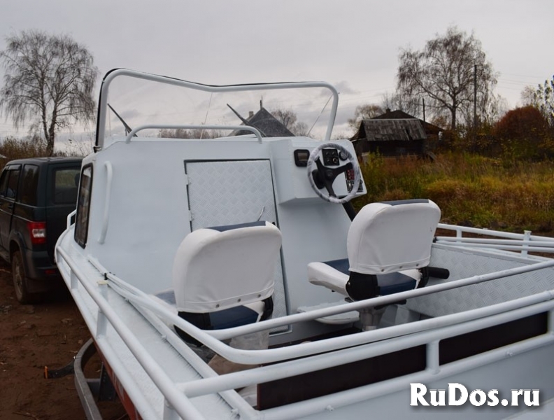 Купить катер (лодку) Неман-500 каютный изображение 5