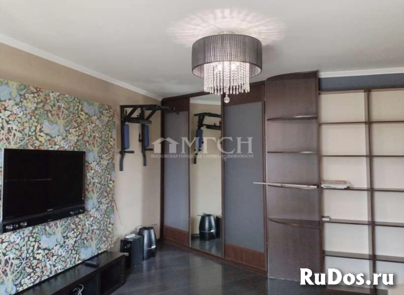 Продам 1 комнатную квартиру 35.3 м2 изображение 3