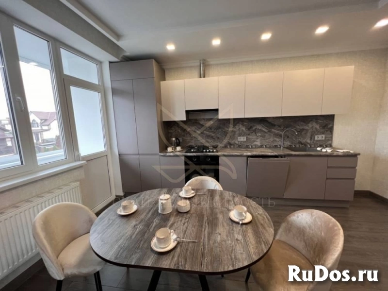 Продам 2 комнатную квартиру 65.1 м2 изображение 3