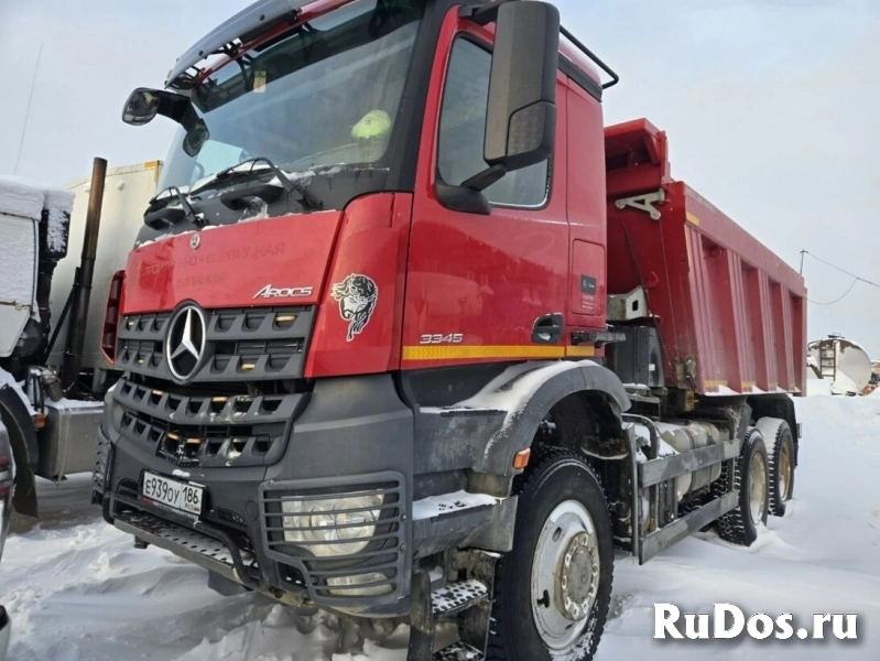 Автомобиль-самосвал Mercedes-Benz, 2020 г.в. изображение 3