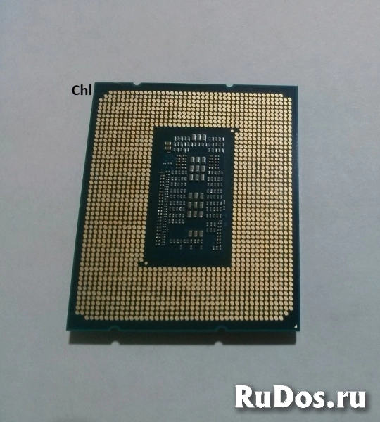 Процессор Intel i3- 12100f фотка
