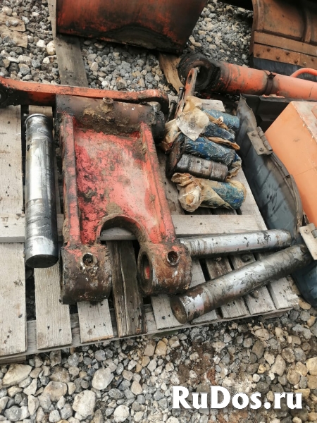 Разбирается hitachi zx 330/1 изображение 3