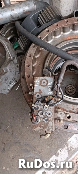 Клапан гидравлический 4445357 фотка